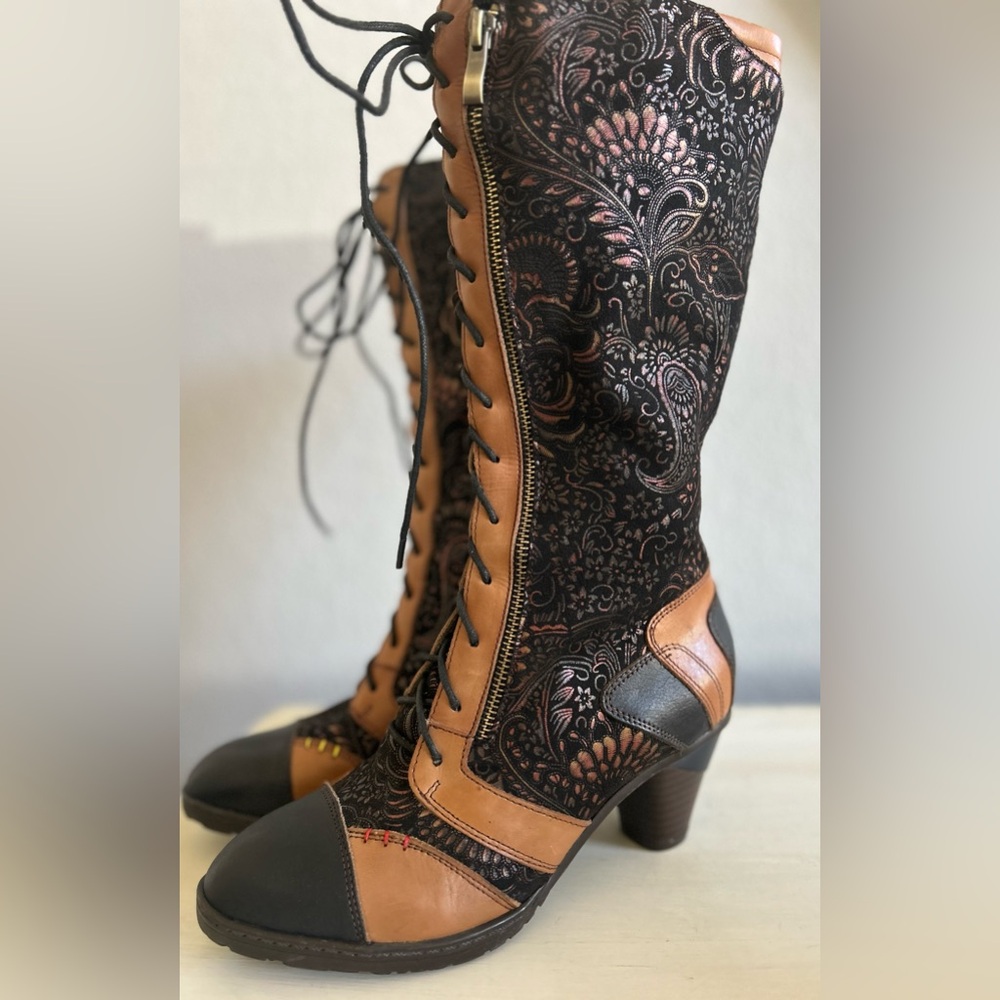 Super lady star boots, women’s size 37. Heeled, tan brown, leather, fabric print